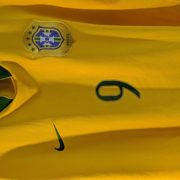 Brasil Football Jersey - Ronaldo #9 - 2006/07 - Picture 4 of 8